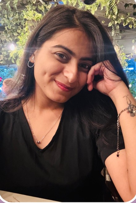 DR. RIYA DODANI
