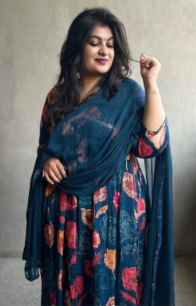 RASHMI TEKCHANDANI