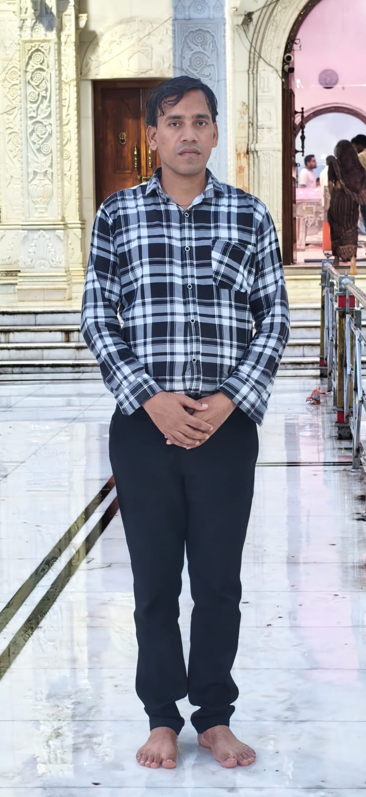 VIVEK MANJHI